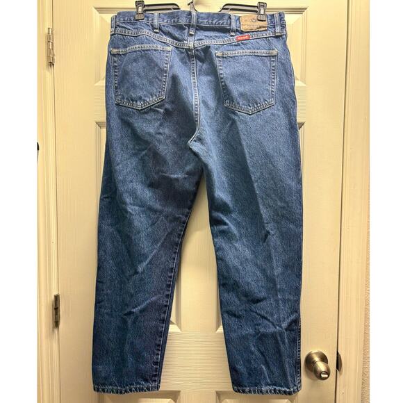 Wrangler Men's Size 40x30 Regular Fit Straight Leg Workwear Denim Jeans 96501MR - Picture 2 of 4
